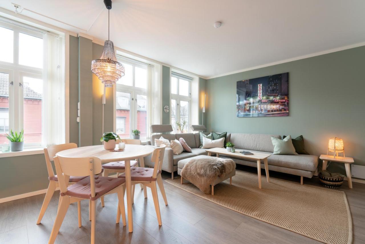 Appartement The Golden Lion Street Getaway à Trondheim Extérieur photo