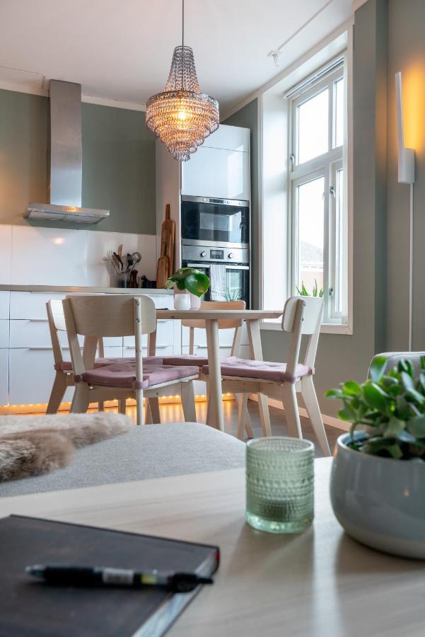 Appartement The Golden Lion Street Getaway à Trondheim Extérieur photo